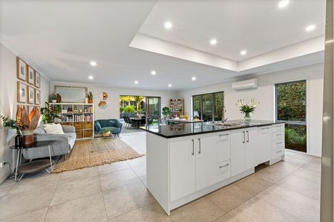 Photo of property in 14 Will Street, Huapai, Kumeu, 0810