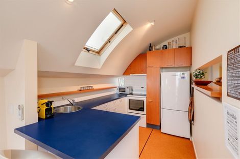 Photo of property in 32 Esplanade, Sumner, Christchurch, 8081