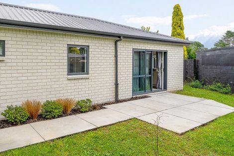 Photo of property in 4/9 Beverley Crescent, Hillcrest, Hamilton, 3216