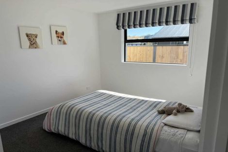 Photo of property in 32 Cheviot Street, Jacks Point, 9371