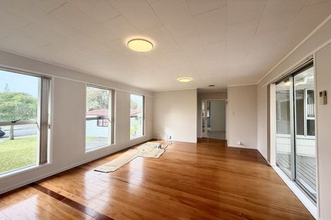 Photo of property in 6 Salamanca Road, Sunnynook, Auckland, 0620