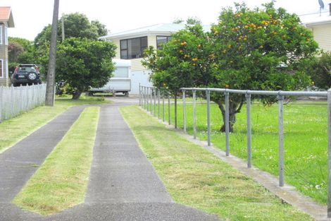 Photo of property in 22a Woodward Avenue, Mangere Bridge, Auckland, 2022