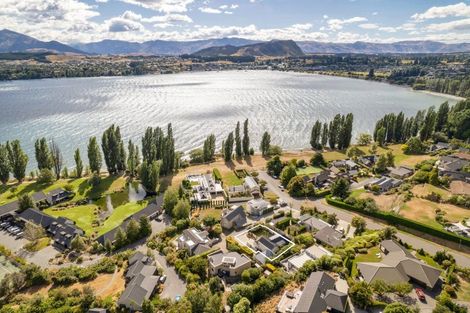 Photo of property in 11 Morrows Mead, Wanaka, 9305