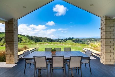 Photo of property in 229 Eskridge Drive, Eskdale, Napier, 4182