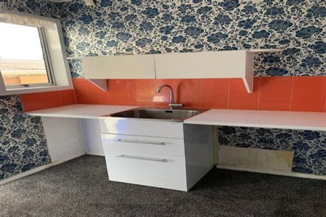 Photo of property in 26 Humphrey Kemp Avenue, Henderson, Auckland, 0612