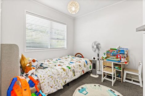 Photo of property in 1/31 Captain Scott Road, Glen Eden, Auckland, 0602