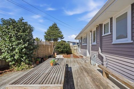 Photo of property in 57 Chorley Avenue, Massey, Auckland, 0614