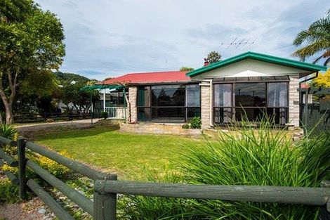 Photo of property in 19 Matthews Road, Tamarau, Gisborne, 4010