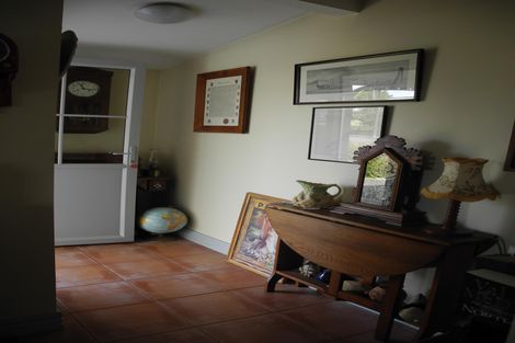 Photo of property in 12 Exeter Street, Waimate, 7924