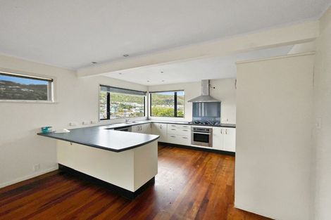 Photo of property in 13 Williamson Way, Karori, Wellington, 6012