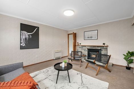 Photo of property in 87 Horoeka Street, Stokes Valley, Lower Hutt, 5019