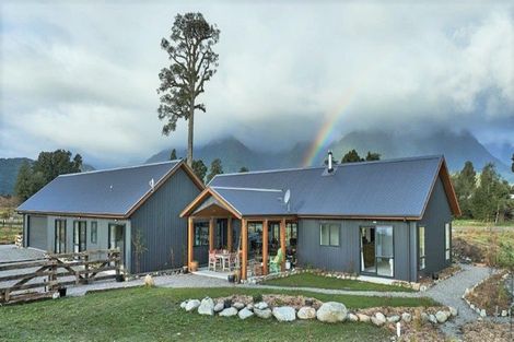 Photo of property in 2 Williams Drive, Fox Glacier, 7886