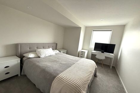 Photo of property in 17 Sunnyheights Road, Orewa, 0931