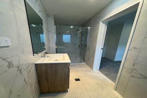 Photo of property in 47a Crestview Rise, Papakura, 2110