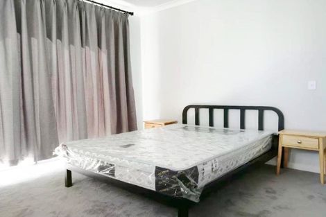 Photo of property in 6 Newport Place, Forrest Hill, Auckland, 0620