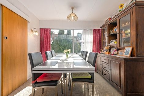 Photo of property in 5 York Place, Awapuni, Palmerston North, 4412