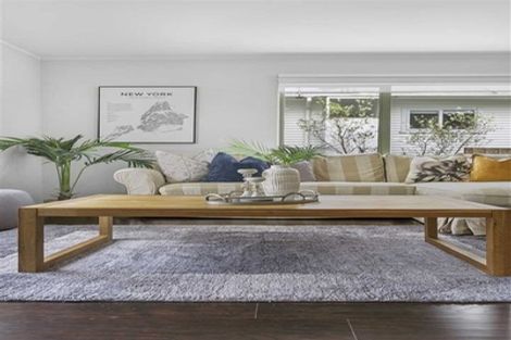 Photo of property in 2/4 Gibraltar Street, Howick, Auckland, 2014