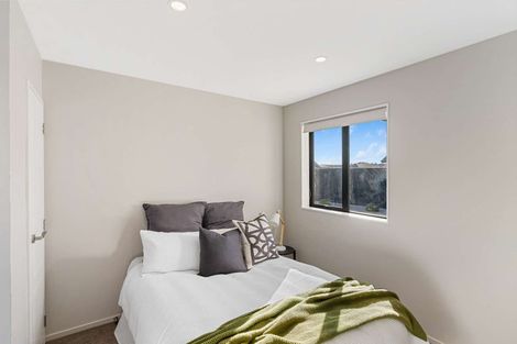 Photo of property in 160 Shillingford Boulevard, Rolleston, 7615