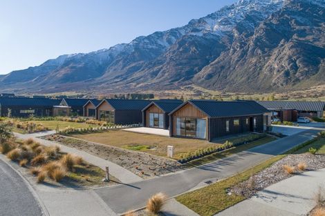 Photo of property in 19 Glenfiddich Road, Jacks Point, Queenstown, 9371