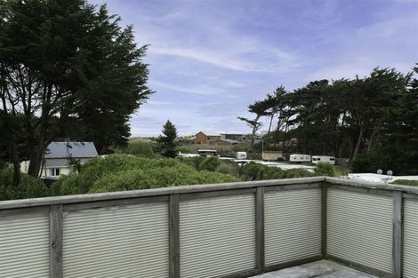 Photo of property in 129 Park Avenue, Waitarere Beach, Levin, 5510
