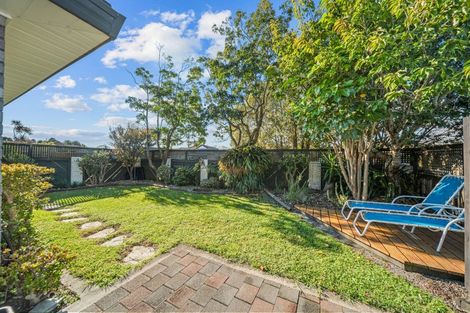 Photo of property in 1/7 Camden Place, Papatoetoe, Auckland, 2025