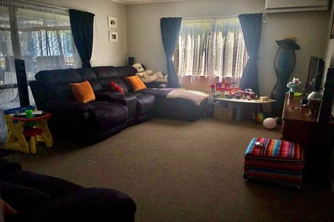 Photo of property in 2/17 Mcdougall Street, Manurewa East, Auckland, 2102