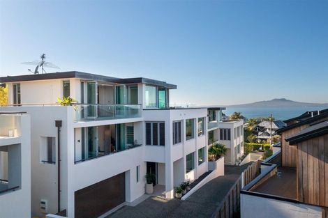 Photo of property in 22a Beach Road, Castor Bay, Auckland, 0620