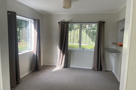 Photo of property in 2/37 Seabrook Avenue, New Lynn, Auckland, 0600