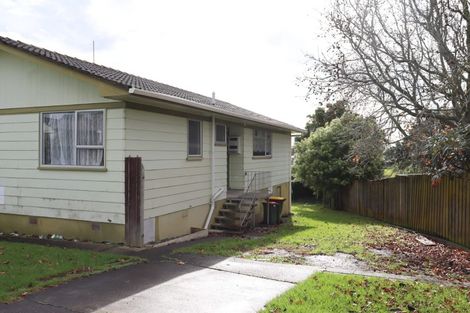Photo of property in 15 Balwyn Place, Clendon Park, Auckland, 2103