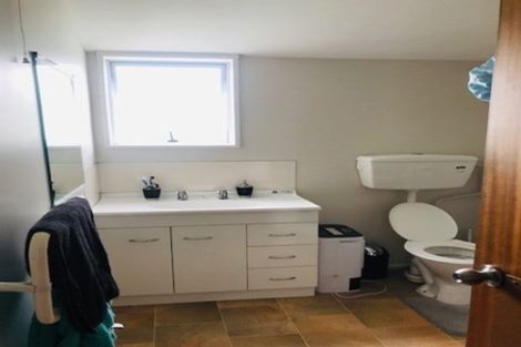 Photo of property in 106 Waltham Road, Sydenham, Christchurch, 8023