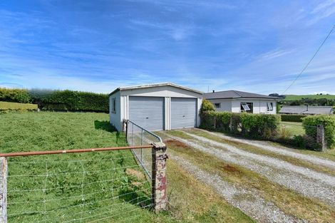 Photo of property in 16 Tokanui Haldane Road, Tokanui, 9884