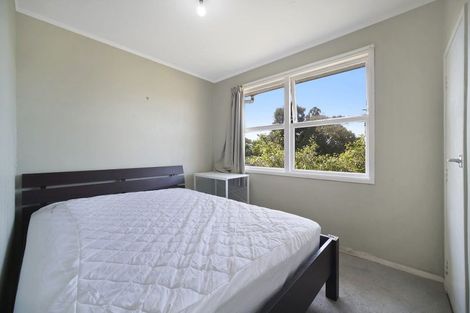 Photo of property in 71 Seaview Road, Glenfield, Auckland, 0629