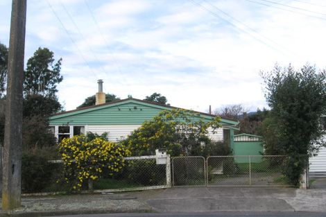 Photo of property in 10 Matai Place, Otaki, 5512