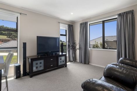 Photo of property in 3 Lakeside Terrace, Omokoroa, 3114