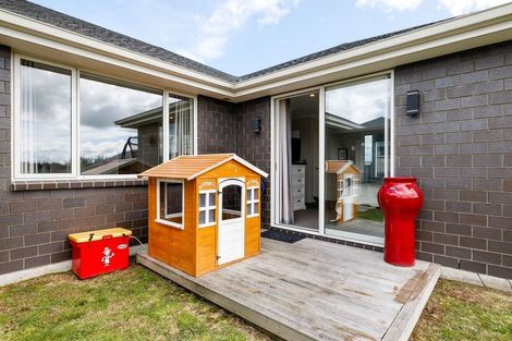 Photo of property in 13 Hehan Close, Cambridge, 3434