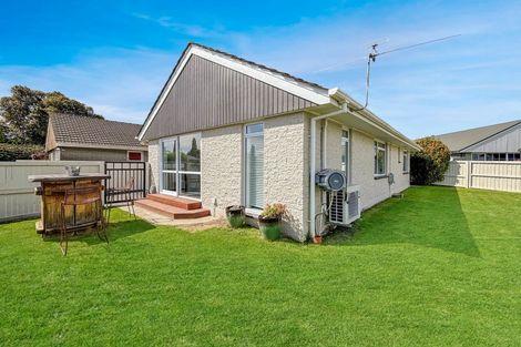 Photo of property in 2/7 Bencard Place, Hoon Hay, Christchurch, 8025