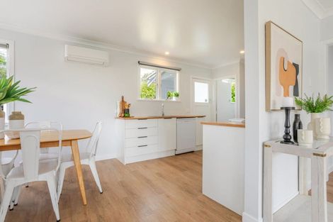 Photo of property in 43 Swinburn Street, Dannevirke, 4930