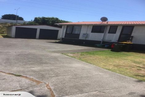 Photo of property in 11 Shifnal Drive, Randwick Park, Auckland, 2105