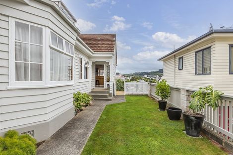 Photo of property in 100 Brougham Street, Mount Victoria, Wellington, 6011