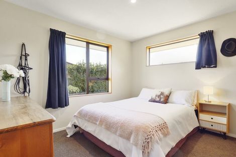Photo of property in 12 Oldham Place, Darfield, 7510