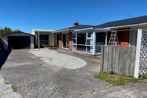 Photo of property in 8a Newnham Terrace, Upper Riccarton, Christchurch, 8041