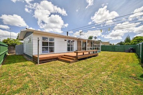 Photo of property in 4 Rhodes Drive, Kelvin Grove, Palmerston North, 4414