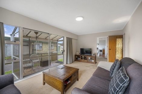 Photo of property in 2/3 Murphy Road, Taradale, Napier, 4112