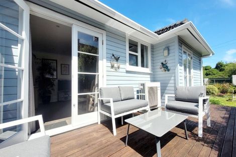 Photo of property in 61 Morere Street, Titahi Bay, Porirua, 5022