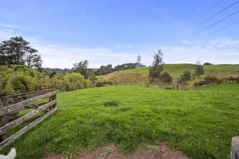 Photo of property in 61 Saxton Road, Upper Vogeltown, New Plymouth, 4371