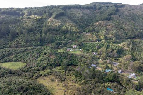 Photo of property in 1721b Akatarawa Road, Akatarawa Valley, Upper Hutt, 5372