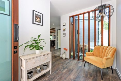 Photo of property in 1 Te Roera Drive, Taradale, Napier, 4112