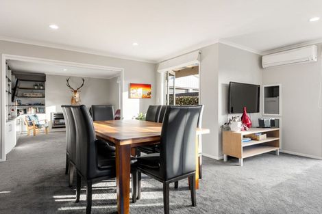 Photo of property in 49 Clare Street, Cambridge, 3434