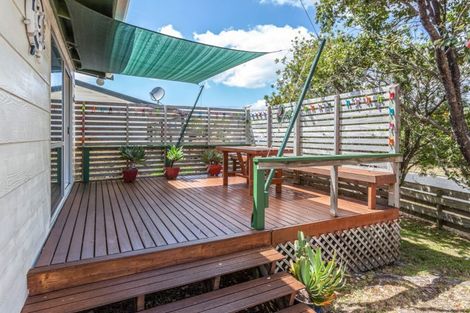 Photo of property in 100 Blane Place, Whangamata, 3620