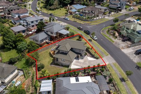 Photo of property in 6 Fairchild Avenue, Goodwood Heights, Auckland, 2105